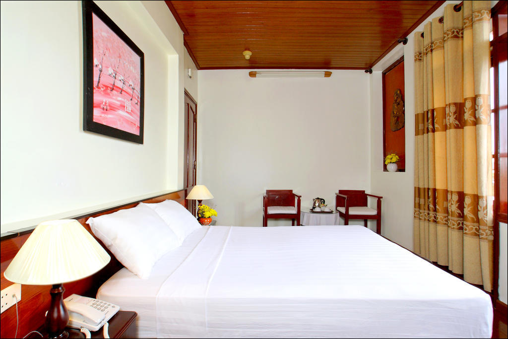 Nhi Trung Hotel Hoi An Room photo